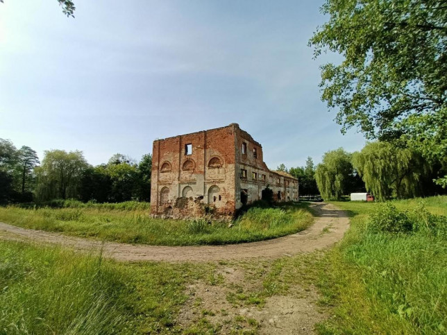 Obiekt Sprzedaż Celejów 15