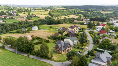 Dom Sprzedaż Lichwin