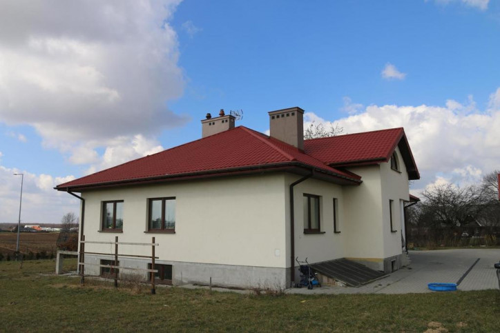 Dom Sprzedaż Motycz 3